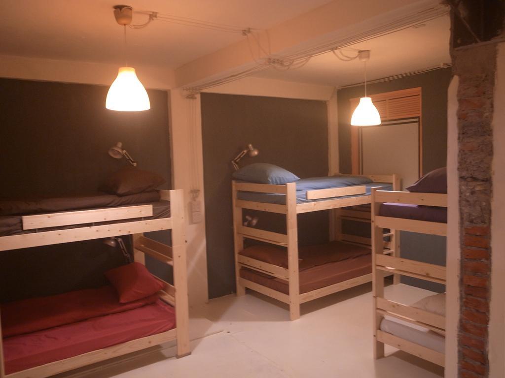 2F Hostel T'ai-tung Δωμάτιο φωτογραφία