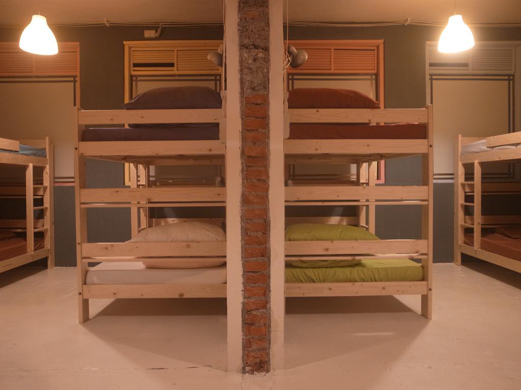 2F Hostel T'ai-tung Δωμάτιο φωτογραφία